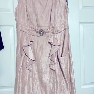 Plus sz 18W Jessica Howard gorgeous dress! Slimming and comfortable!